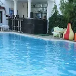 Ξενοδοχείο Alvin